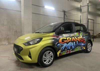 Гранд Мол Кола